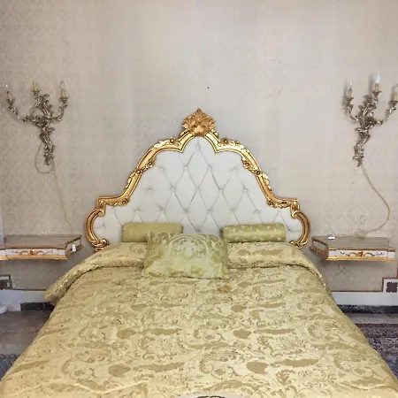 فندق مبيت وإفطار Stanze Barocche 4*