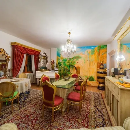 Stanze Barocche فندق مبيت وإفطار 4*